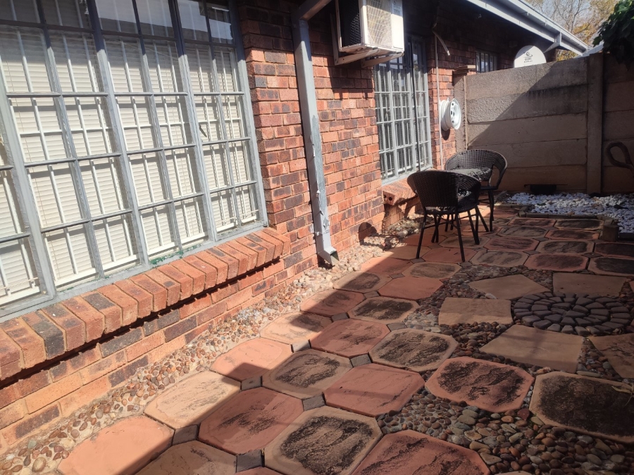 2 Bedroom Property for Sale in Willows Free State